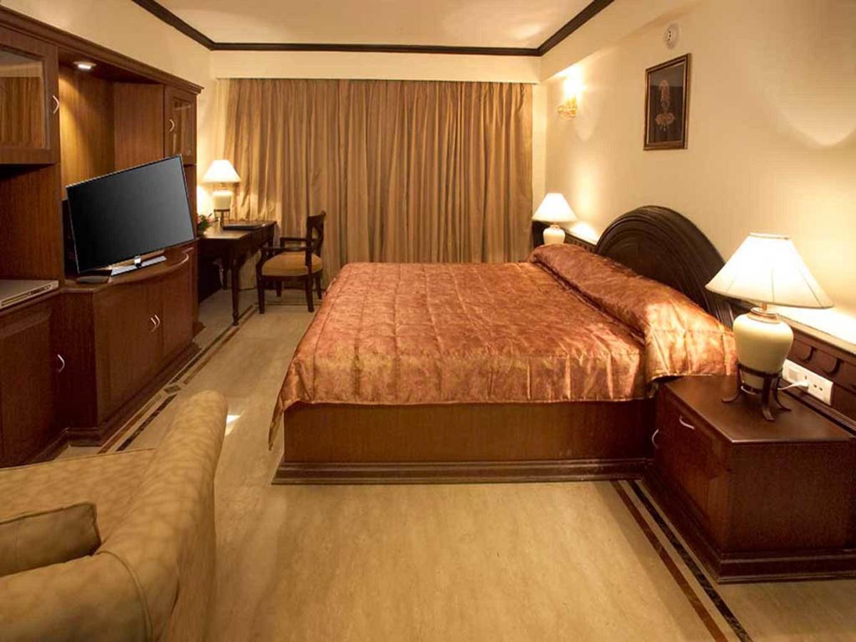 Empires Hotel Paradip Garh Room photo